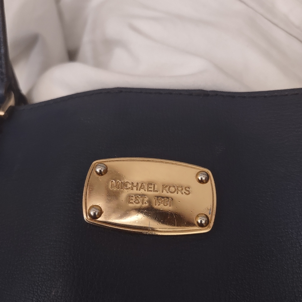 Michael Kors Jet Set Navy Blue